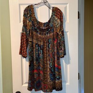 Muse Vibrant Long Sleeve Dress